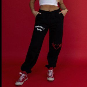 Rebellare Harte Rebel at Harte Black Sweatpants Size Medium